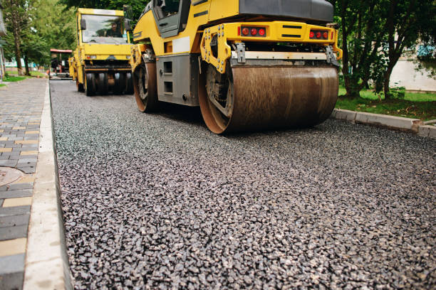 Best Affordable Driveway Pavers  in Independence, WI